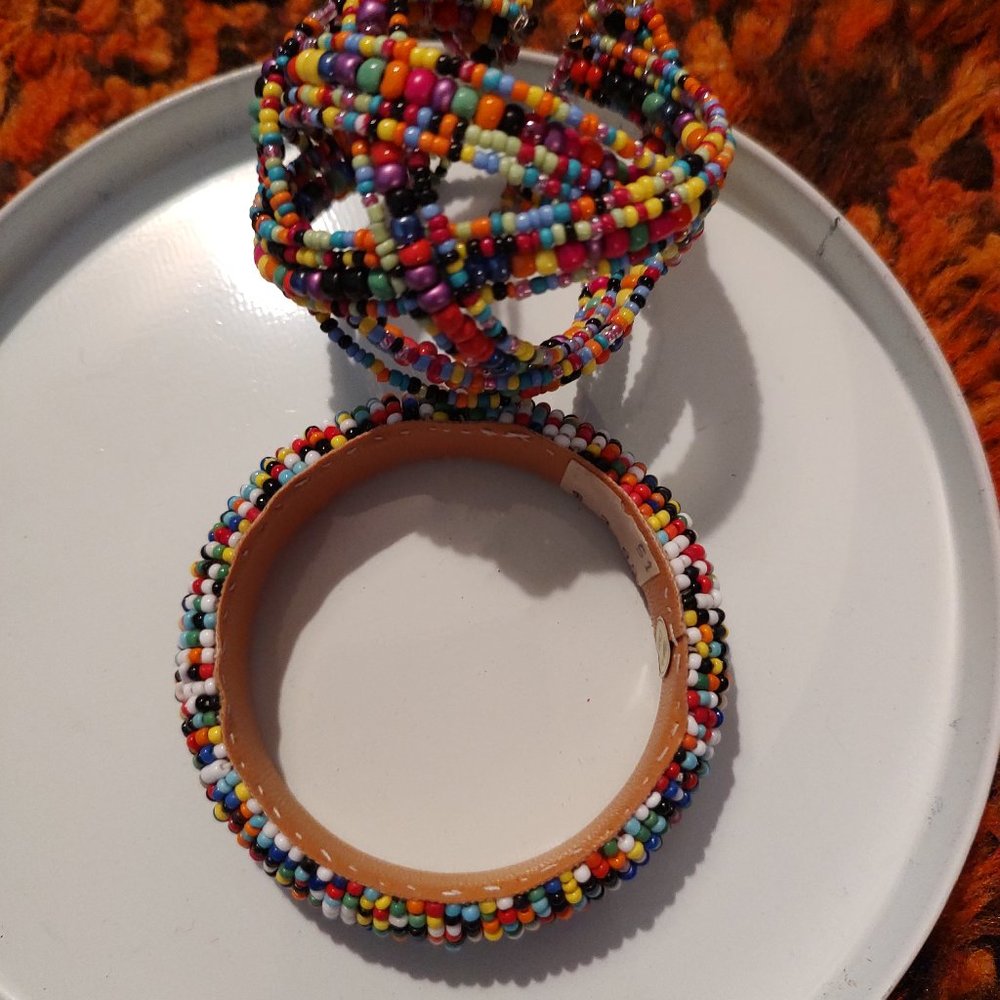 Beaded bracelet